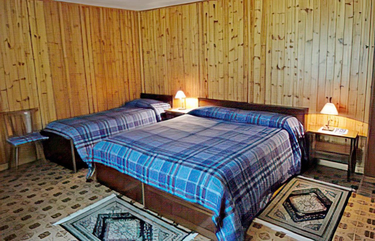Hotel Laurent Gaby Exteriör bild